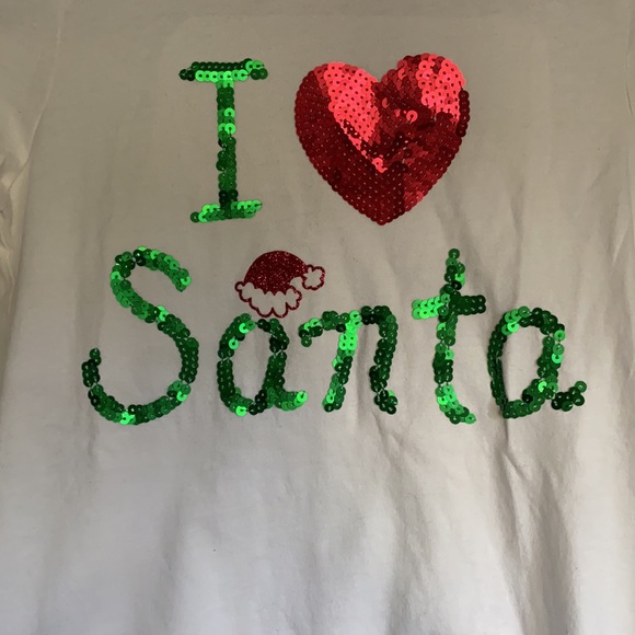 Who doesn’t ❤️ 🎅🏼 - Picture 2 of 3